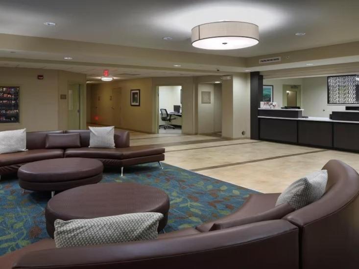 Candlewood Suites - Newark South - University Area By Ihg מראה חיצוני תמונה