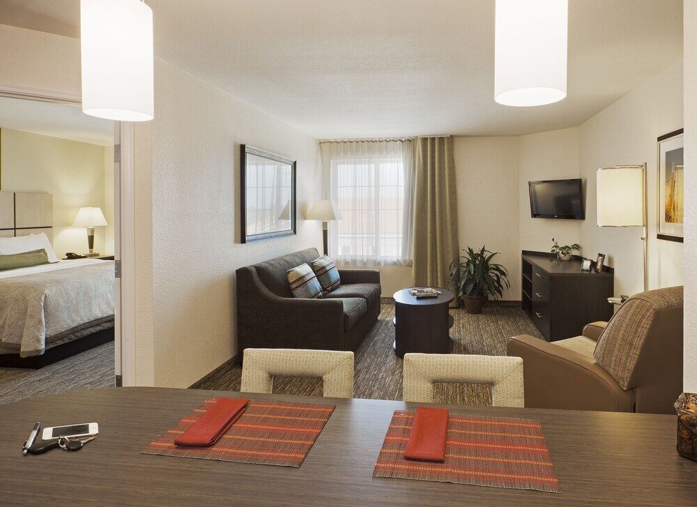 Candlewood Suites - Newark South - University Area By Ihg מראה חיצוני תמונה